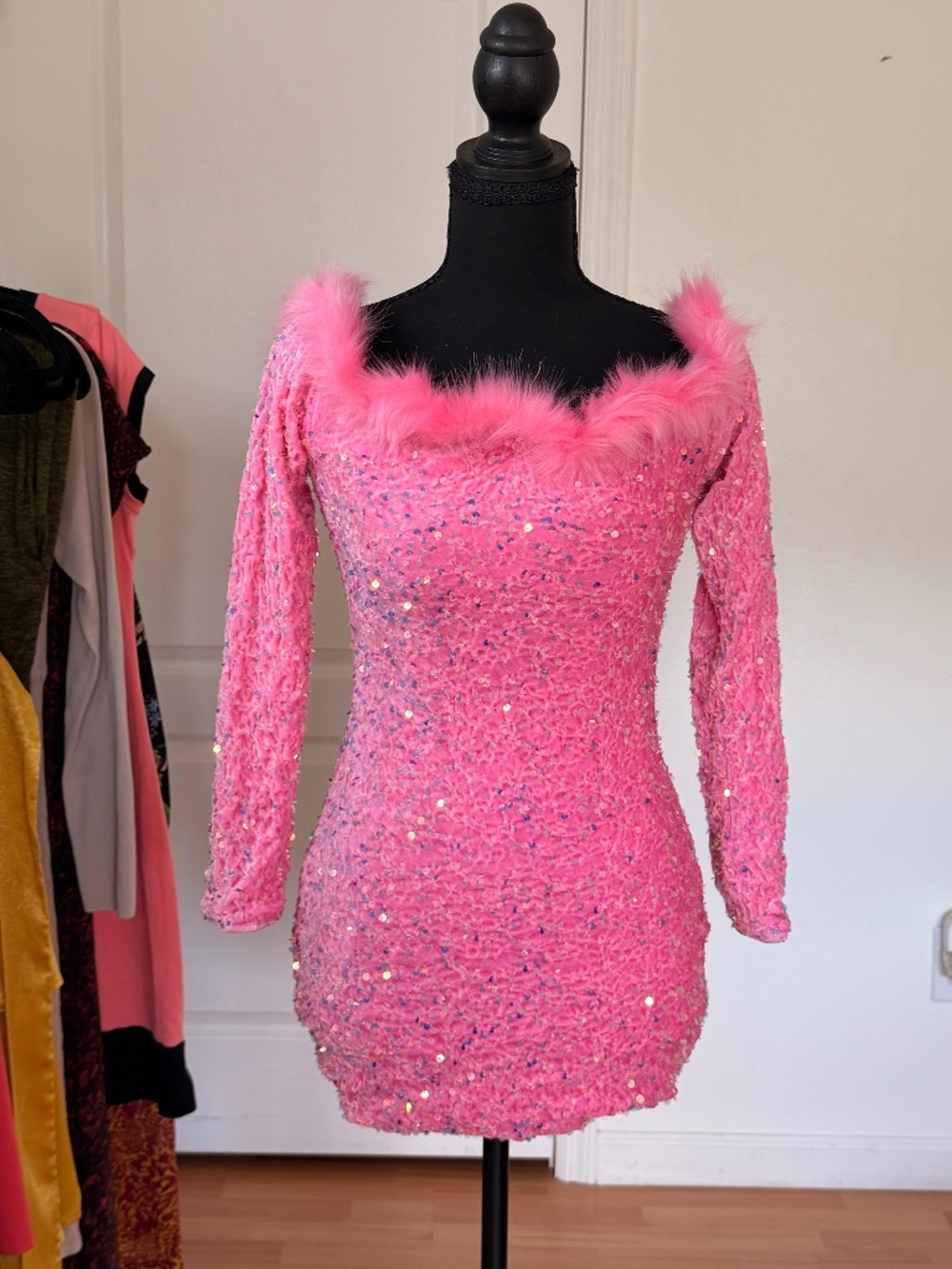 SHEIN Pink Sequin Feather Trim Off Shoulder Mini Bodycon Party Dress XS